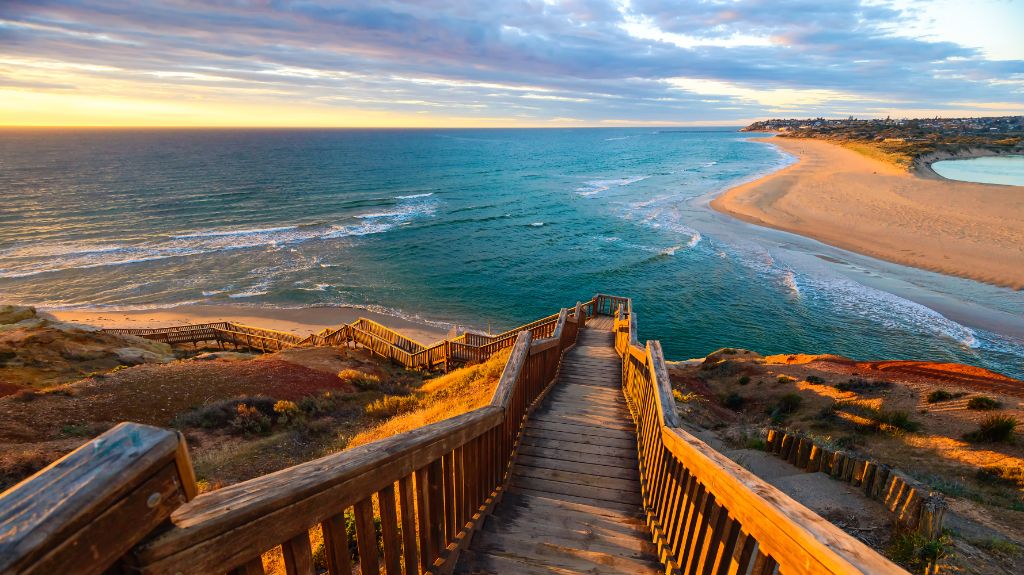 Steg an den Strand zum Meer in Südaustralien